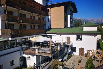Sundeck