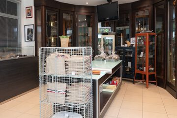 Gift shop