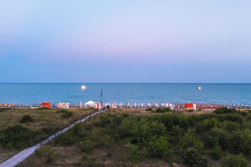 Beach/ocean view