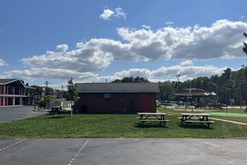 BBQ/picnic area