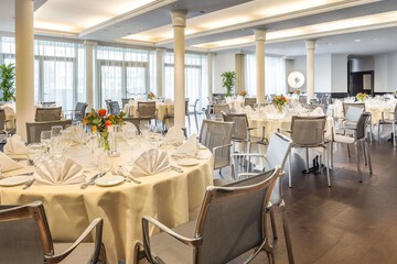 Indoor wedding