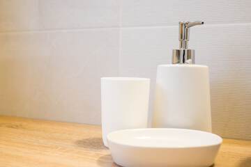 Bathroom amenities
