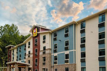 My Place Hotel - Huntersville NC