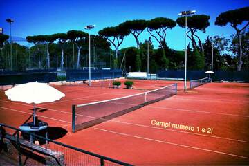 Tennis court