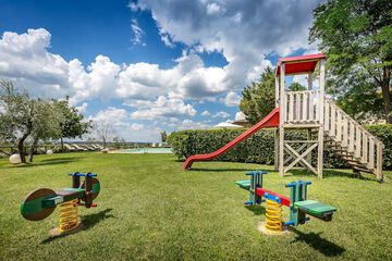 Children's play area - outdoor