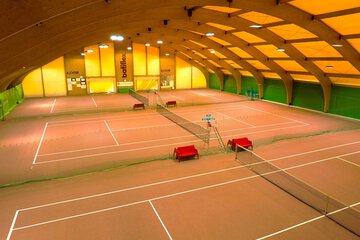 Tennis court