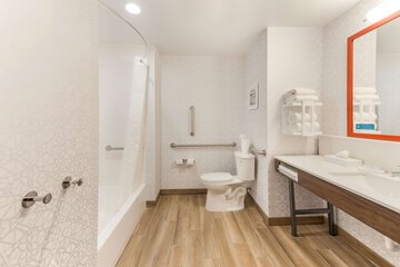 Room 14 of 43