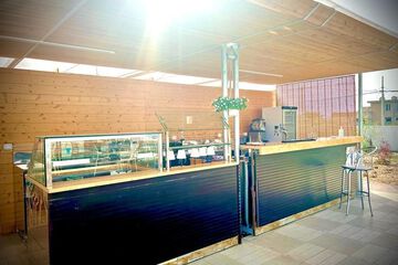 Poolside bar