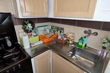 Photo 33