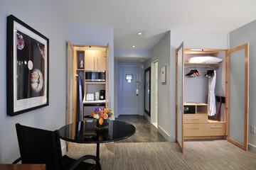Room amenity