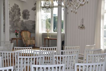 Indoor wedding