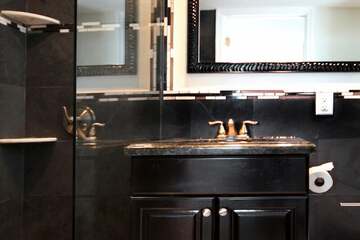 Bathroom sink