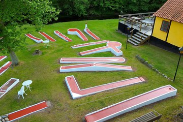 Children's play area - outdoor