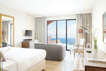 Beach/ocean view