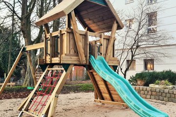 Children's play area - outdoor