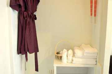 Room amenity