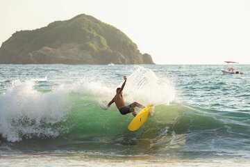 Surfing/boogie boarding