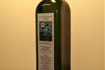 Tasting room
