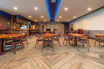 Sports bar