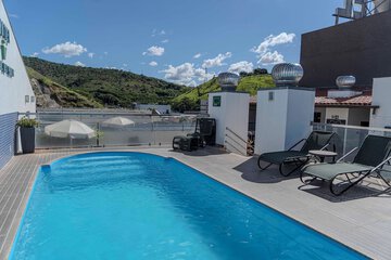 Rooftop pool
