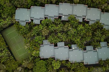 Tennis court