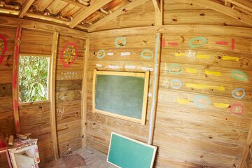 Children's play area - outdoor