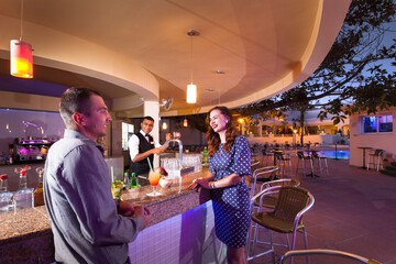 Poolside bar