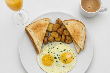 Breakfast meal