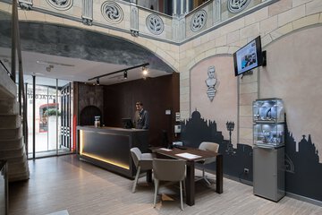Reception hall
