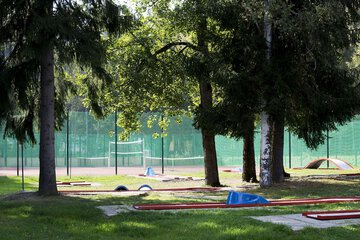 Mini-golf