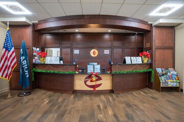 Clarion Hotel Detroit Metro Airport