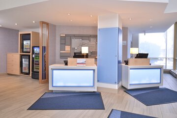 Check-in/check-out kiosk