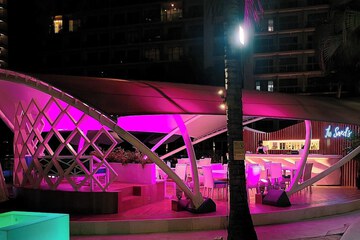 Beach bar