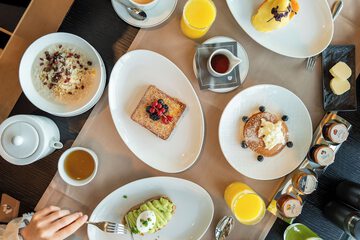 Breakfast meal