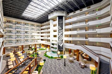 DoubleTree by Hilton Davenport