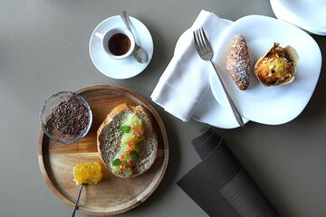 Breakfast meal