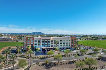 Holiday Inn Express & Suites Gilbert Mesa Gateway Airport by IHG