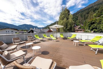 Sundeck