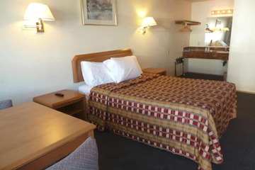 Milwaukie Inn Portland South