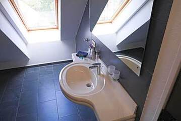 Photo 38
