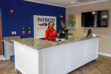 Check-in/check-out kiosk