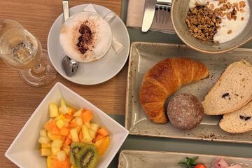 Breakfast meal