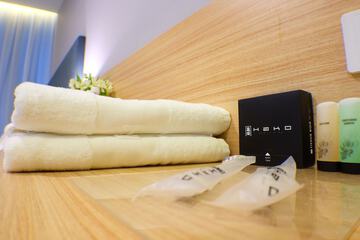 Bathroom amenities