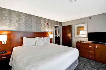 Room 17 of 34