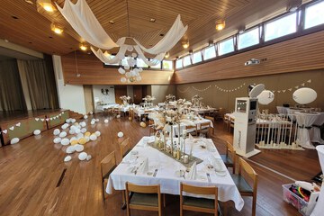Indoor wedding