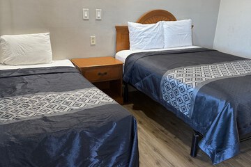 Apple Valley Motel