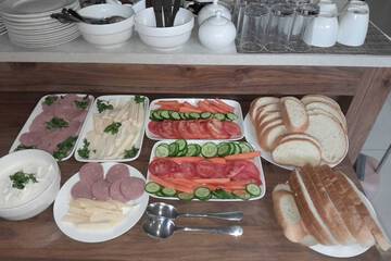 Breakfast meal