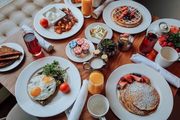 Breakfast/Coffee Service 140 of 162