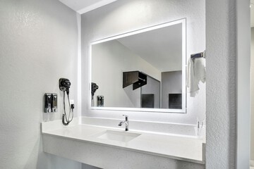 Bathroom sink