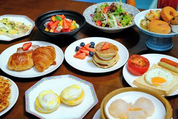 Breakfast buffet